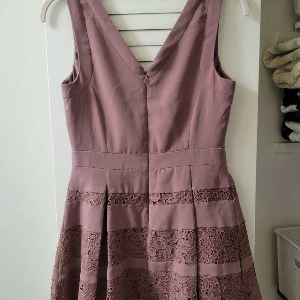 Dress - Picture 2 of 3